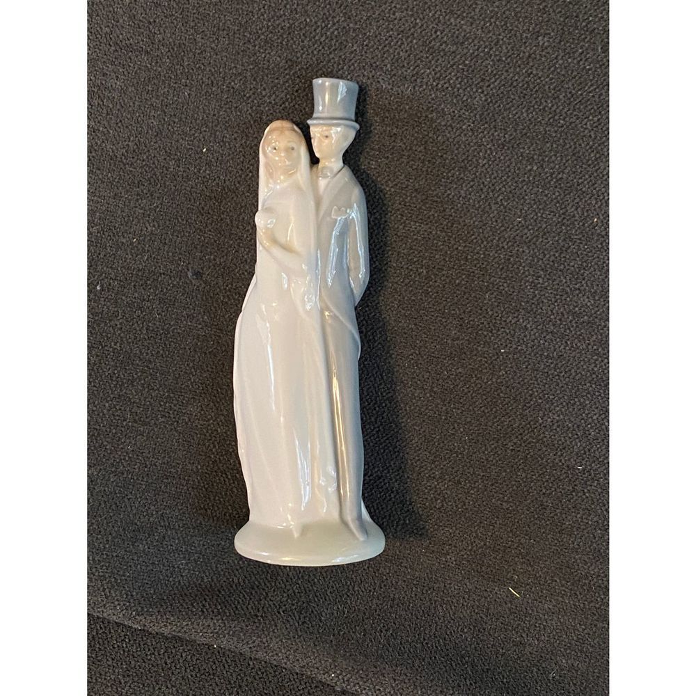 Lladro Bride/Groom- by NAO, Hallmarked, Cake Topper, Engagement/Wedding/Annivers